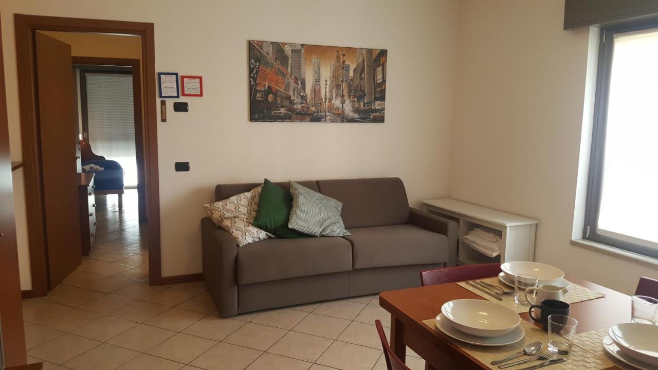 Appartement Residenza Teodolinda à Monza Extérieur photo